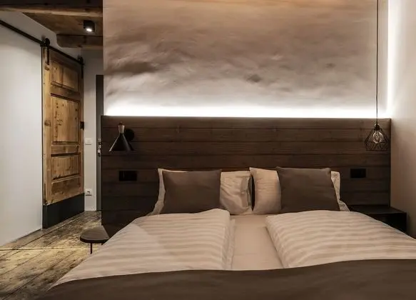 Tek Büyük veya İki Ayrı Yataklı Oda