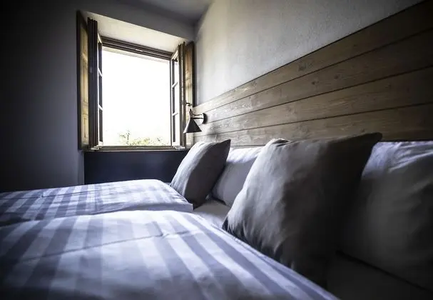 Tek Büyük veya İki Ayrı Yataklı Oda