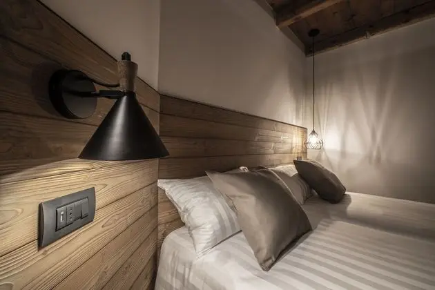 Tek Büyük veya İki Ayrı Yataklı Oda