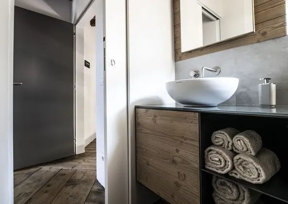 Tek Büyük veya İki Ayrı Yataklı Oda