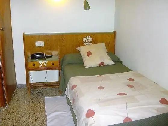 Tek Kişilik Oda, 1 Tek Kişilik Yatak