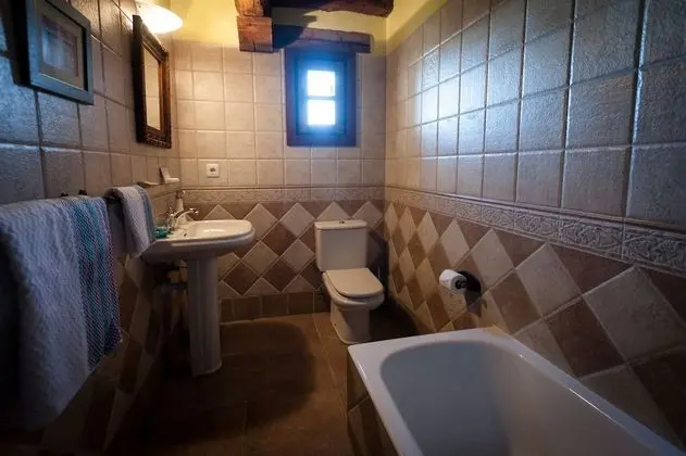 Basic Tek Büyük Yataklı Oda