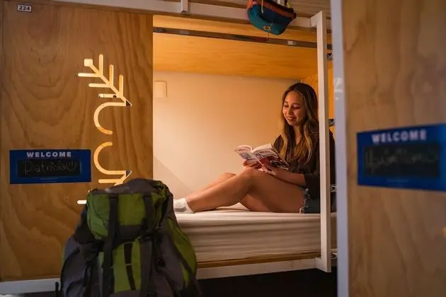 Cama en Habitación Compartida Femenina de 6