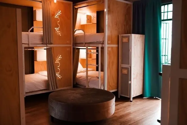 Cama en Habitación Compartida Mixta de 8