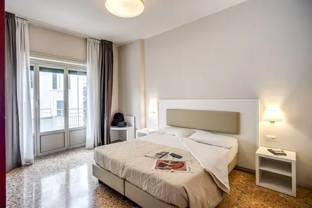 Deluxe Dört Kişilik Oda, Balkon