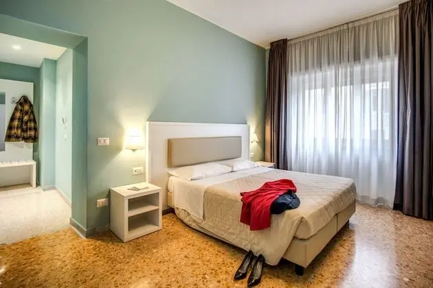 Deluxe Üç Kişilik Oda