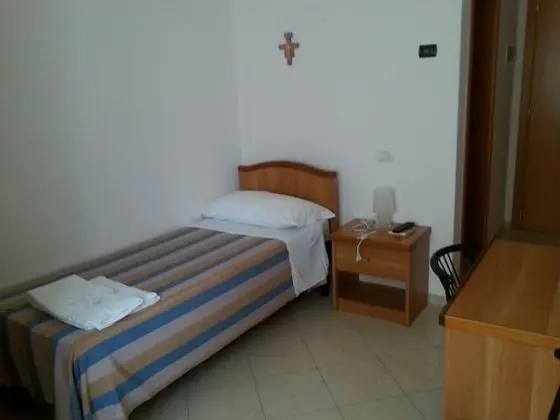 Basic Tek Kişilik Oda
