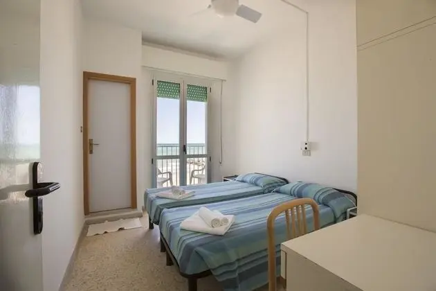 Tek Büyük veya İki Ayrı Yataklı Oda