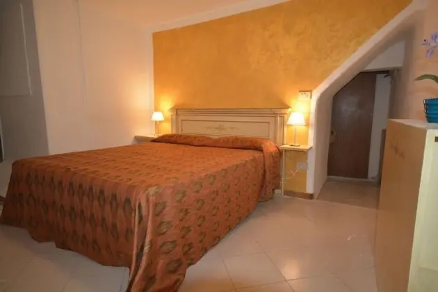 Deluxe Tek Büyük Yataklı Oda, Teras, Şehir Manzaralı