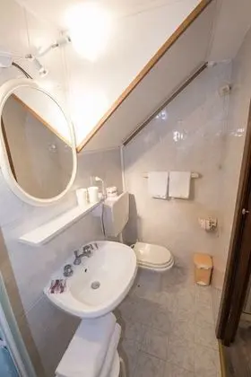 Deluxe Tek Büyük Yataklı Oda, Teras, Şehir Manzaralı