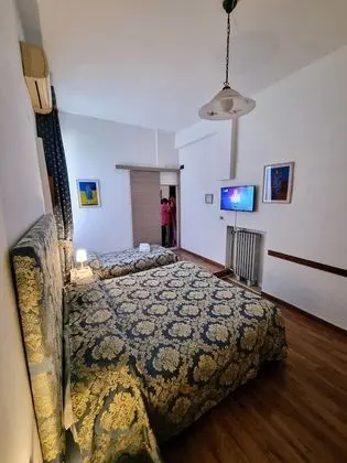 Üç Kişilik Oda, Balkon