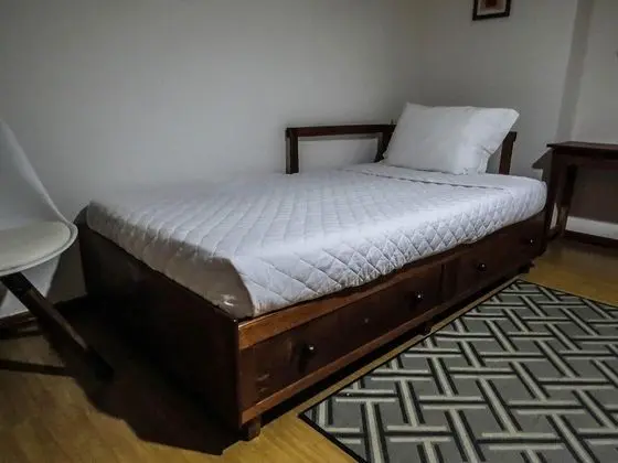Classic Tek Büyük Yataklı Oda
