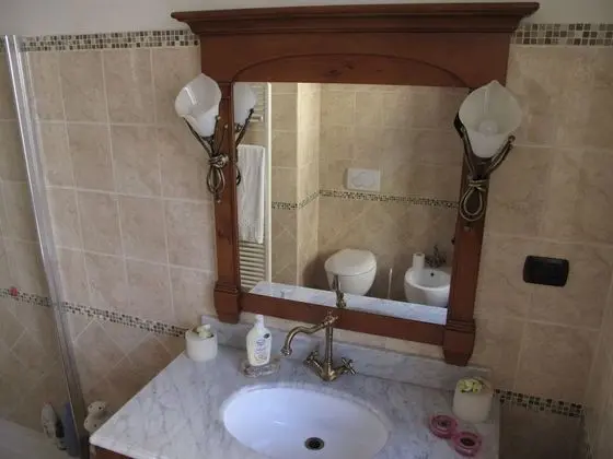 Tek Büyük Yataklı Oda, Ortak Banyo (Pop)