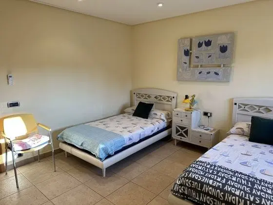 Comfort İki Ayrı Yataklı Oda, Ortak Banyo (2)