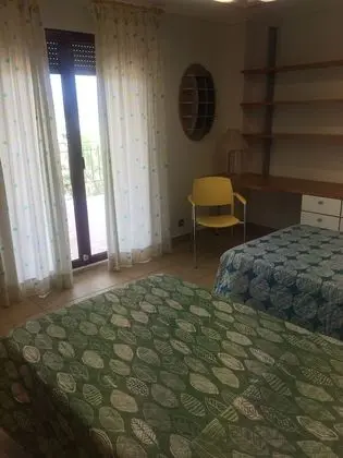 Comfort İki Ayrı Yataklı Oda, Ortak Banyo (3)