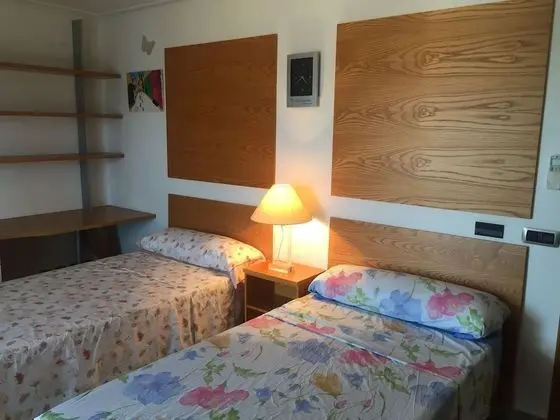 Comfort İki Ayrı Yataklı Oda, Ortak Banyo (3)