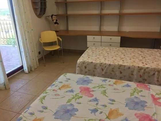 Comfort İki Ayrı Yataklı Oda, Ortak Banyo (3)