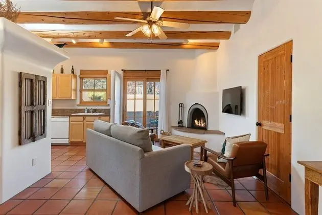 Ev (Casa Pico - Ideal location, Fantastic)