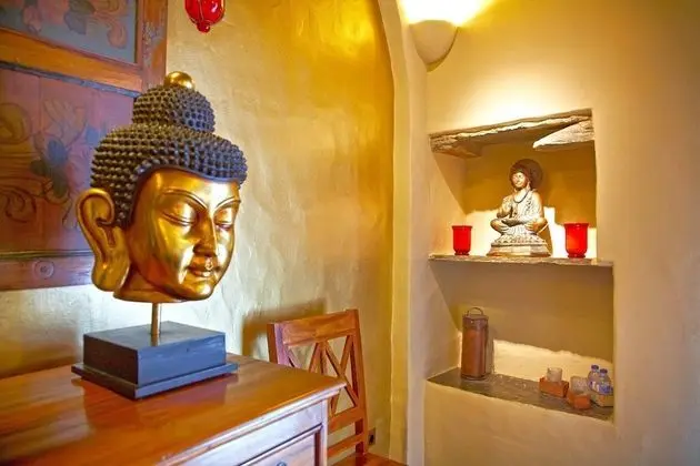 Premium Tek Büyük Yataklı Oda