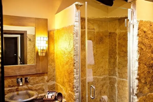 Premium Tek Büyük Yataklı Oda