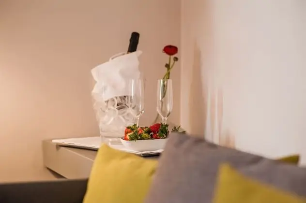 Comfort Oda, 1 Büyük (Queen) Boy Yatak