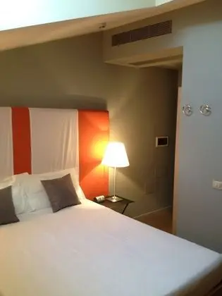 Economy Tek Büyük Yataklı Oda (Attic - 10 stairs)