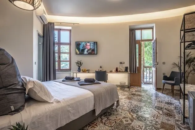 Premier Tek Büyük Yataklı Oda