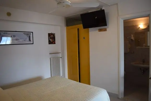 Tek Büyük Yataklı Oda, Göl Manzaralı, Zemin Kat