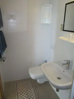 Tek Büyük Yataklı Oda, Göl Manzaralı, Zemin Kat