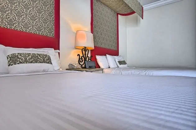Süit, 2 Çift Kişilik Yatak