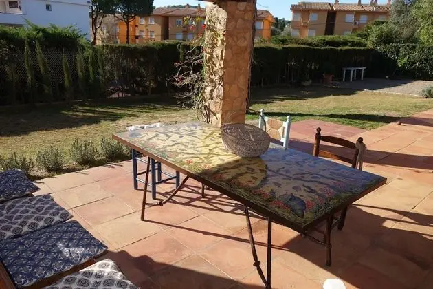Villa, 4 Yatak Odası, 2 Banyolu