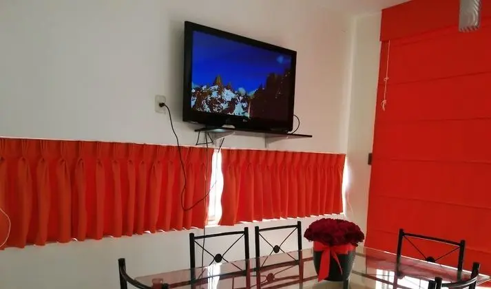 Family Ev, Birden Çok Yatak, Sigara İçilmez, Kişiye Özel Havuzlu