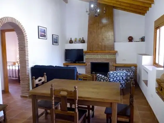 Ev, 2 Yatak Odası, Kişiye Özel Havuzlu