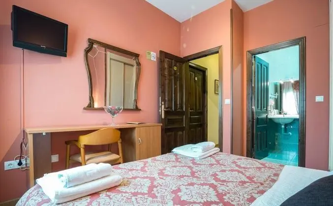 Tek Büyük Yataklı Oda