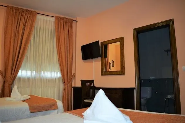 Tek Büyük Yataklı Oda