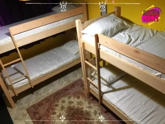 Basic Ortak Ranzalı Oda, Sadece kadınlar için