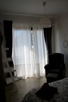 Tek Büyük Yataklı Oda, Balkon
