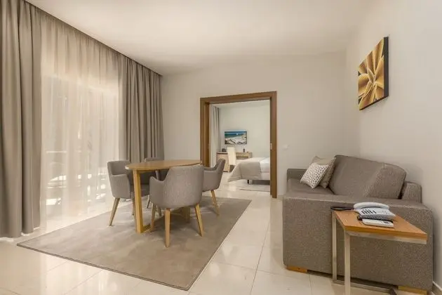 Süit, Bahçe Manzaralı