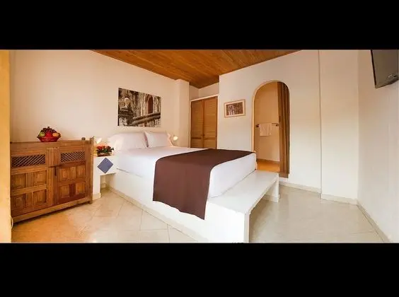 Tek Büyük Yataklı Oda