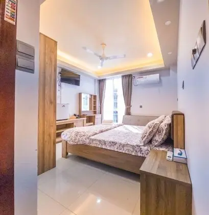 Deluxe Tek Büyük Yataklı Oda