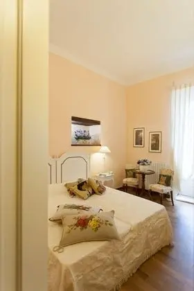 Tek Büyük veya İki Ayrı Yataklı Oda, Balkon