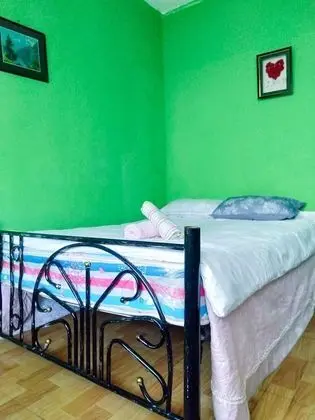 Oda (Amores Bedroom)