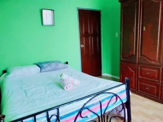 Oda (Amores Bedroom)