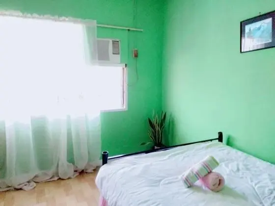 Oda (Amores Bedroom)