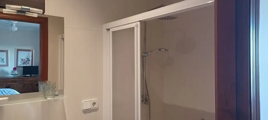 Tek Büyük Yataklı Oda, Deniz Manzaralı (Cómpeta)