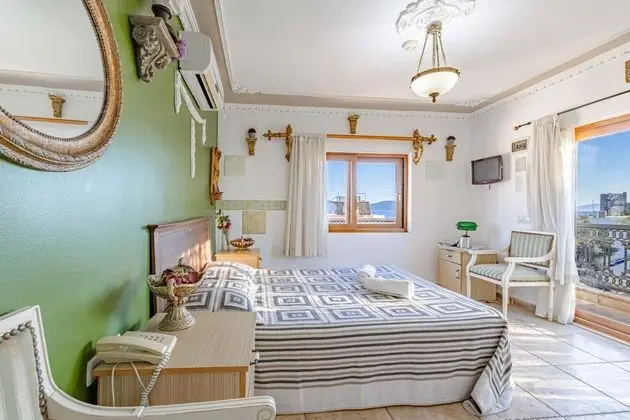 Çift Kişilik, Deniz ve Şehir Manzaralı, Üst Kat