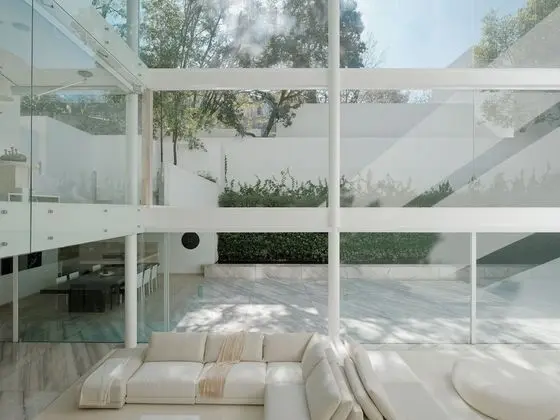 Luxury Ev, Sigara İçilmez