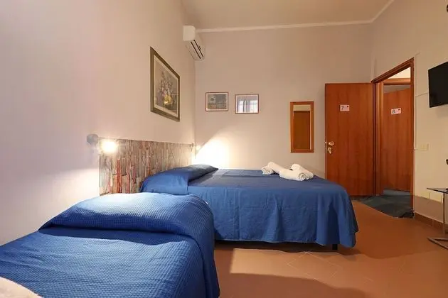 Üç Kişilik Oda, Banyolu/Duşlu