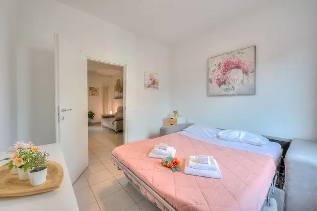 Family Apart Daire, 1 Çift Kişilik Yatak ve Çekyat (Casa Rosa)