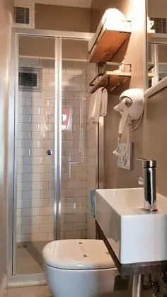 Design Tek Büyük veya İki Ayrı Yataklı Oda